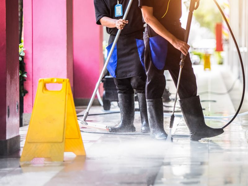 Commercial Power Washing Costs — Cost of Commercial Power Washing