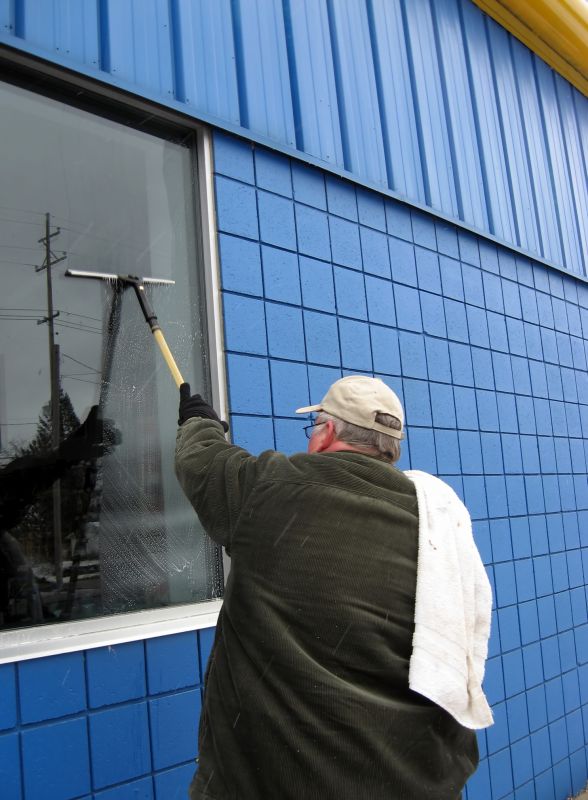 Storefront Window Cleaning in Denver County, CO